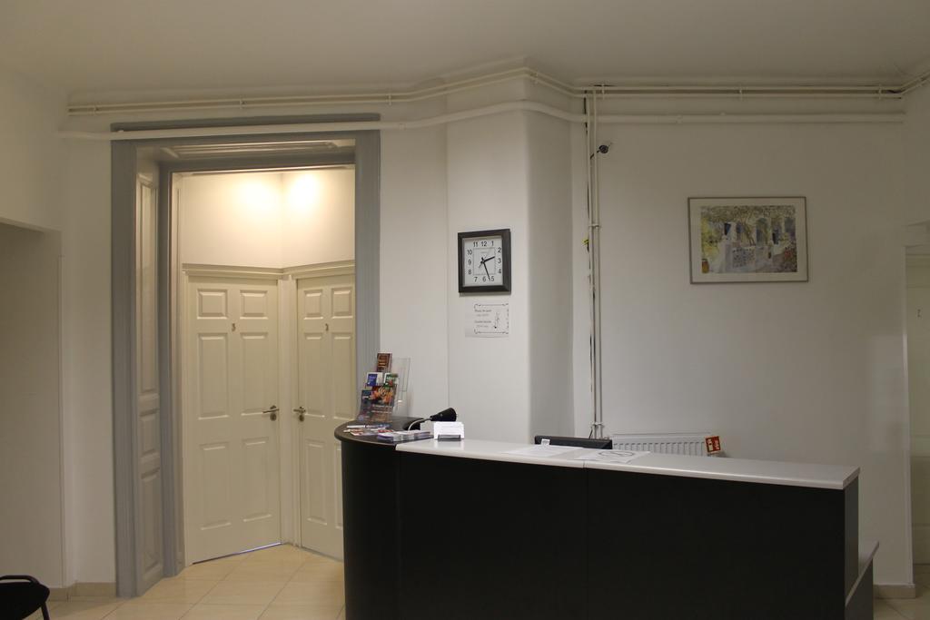 Capital Guesthouse Budapest Exterior photo